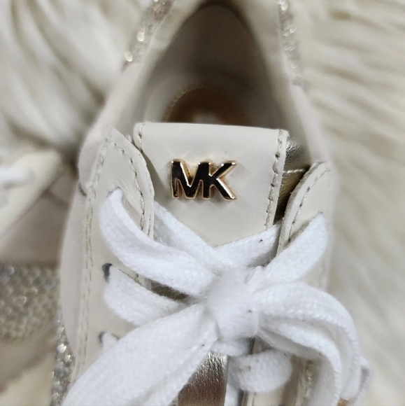 NEW Michael Kors tennis shoes sz 6 - Picture 3 of 12